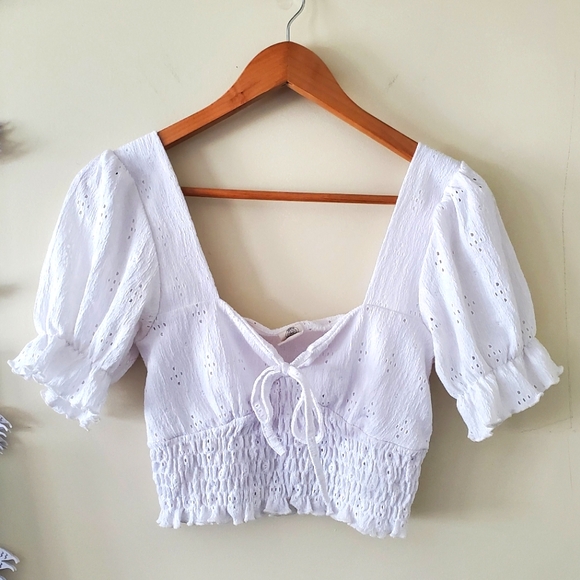 Uo eyelet top - Picture 3 of 6